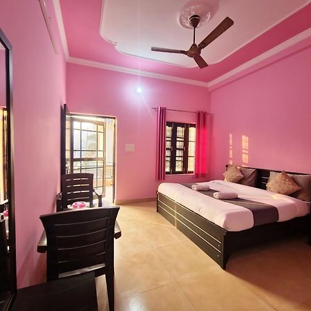 Karwaan Homestay ริชิเคช ภายนอก รูปภาพ